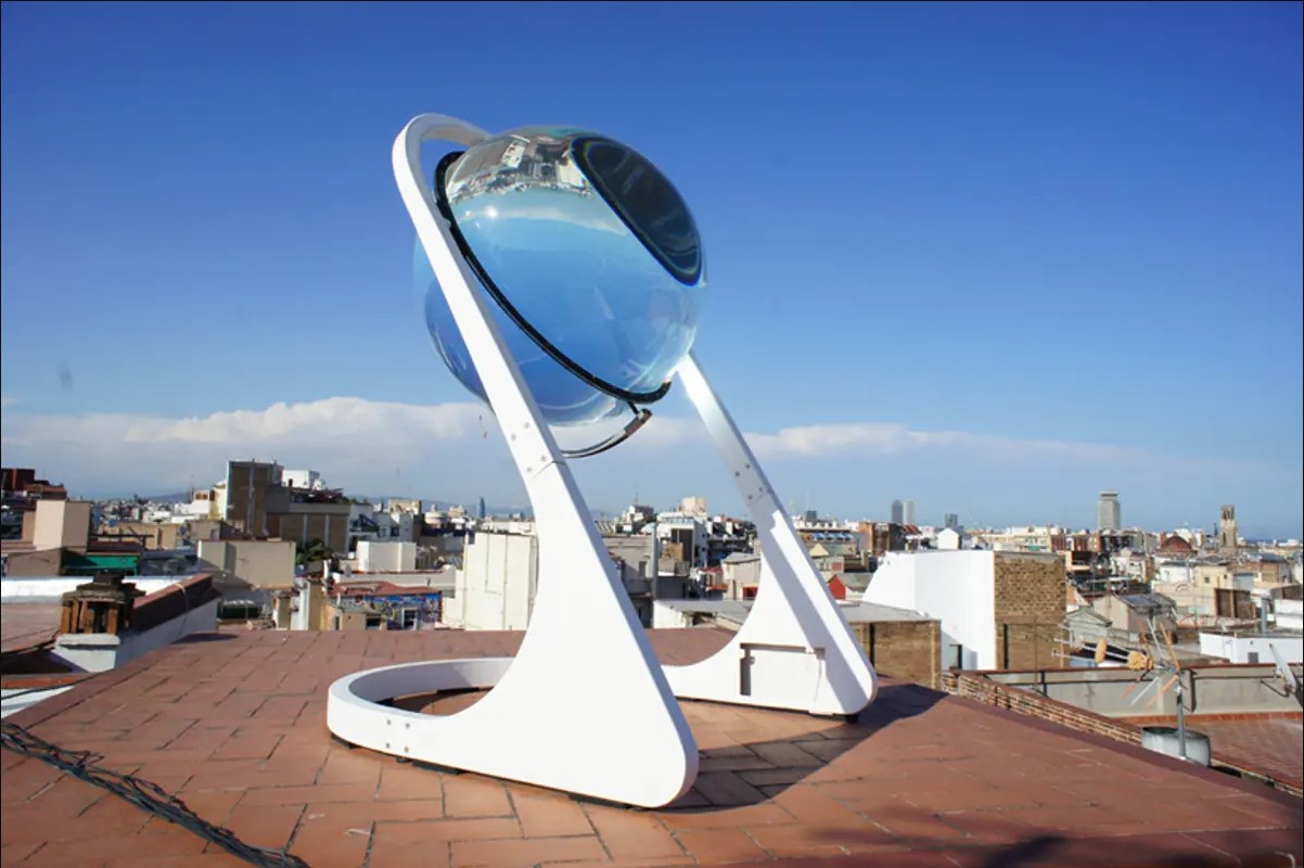Brilliant%20Solar%20Ball
